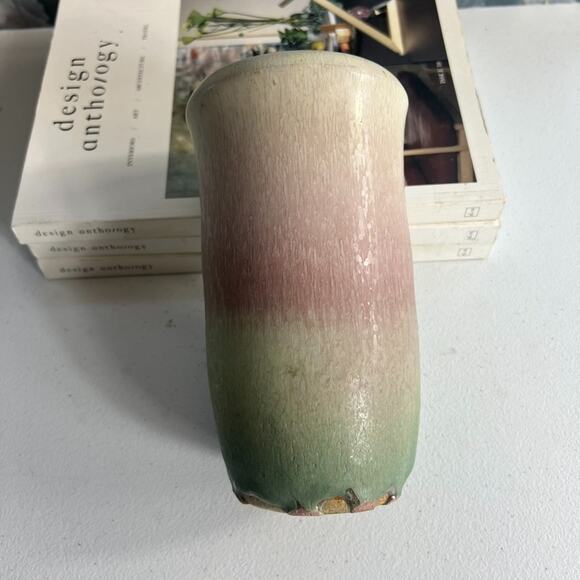 Studio Art Pottery Vase 7" Green Pink Ombre Handmade & Signed - Picture 3 of 16